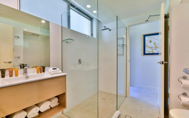 Whitsunday Apartments