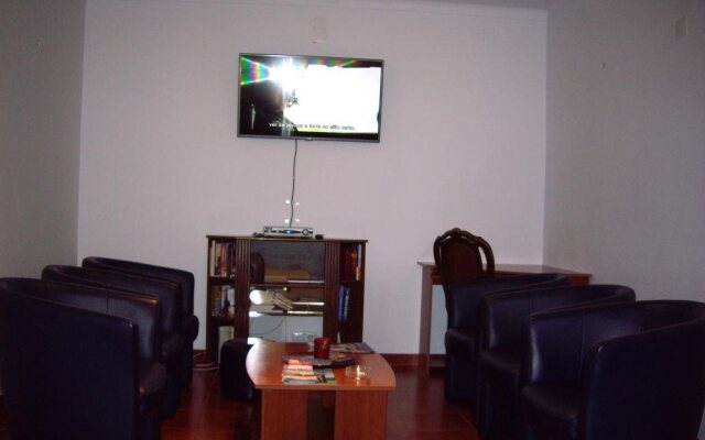 Pensao Residencial Camoes