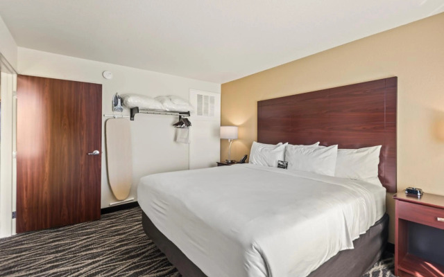 Cobblestone Hotel & Suites - Cullman