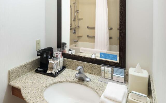 Hampton Inn & Suites Clovis-Airport North