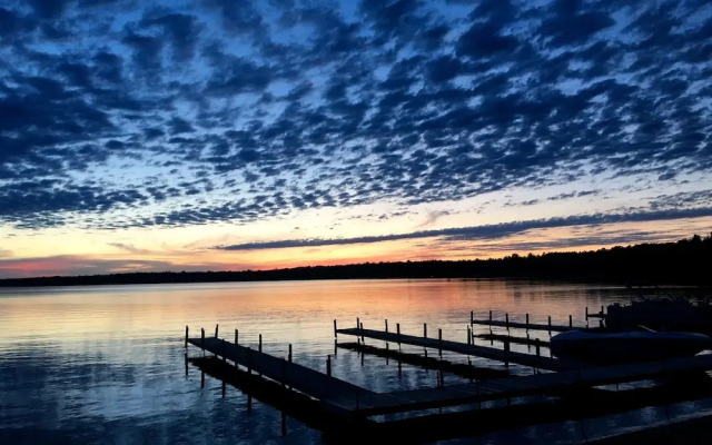 Manhattan Beach Lodge