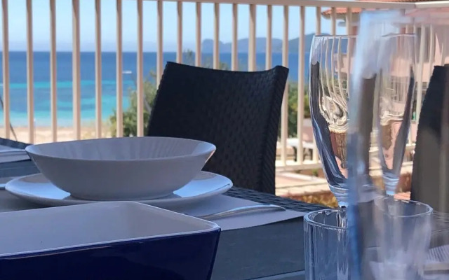 Alghero, Lighthouse Penthouse with sea view and beach front