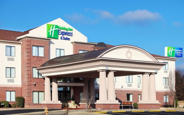 Comfort Inn & Suites Pine Bluff