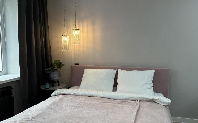 Crystalbox (Кристалбокс) на улице Коминтерна 15