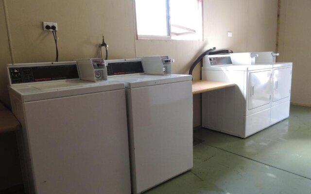 Wozza's B&B and Vault Cafe