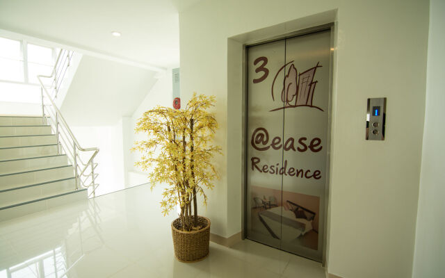At Ease Hotel Suvarnabhumi