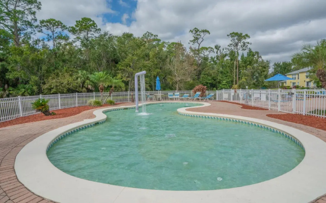 Barefoot Suites