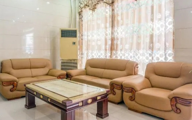 Jinyue Business Hotel