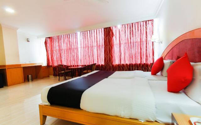 Capital O 49170 King's Royal Palace