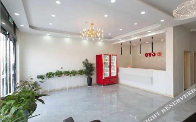 Yuanyang Dongcheng Business Hotel