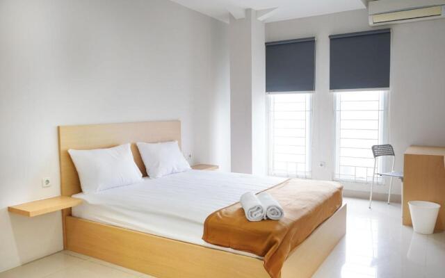 UROOMS Senayan