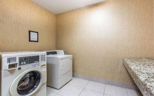 Comfort Suites The Colony - Plano West