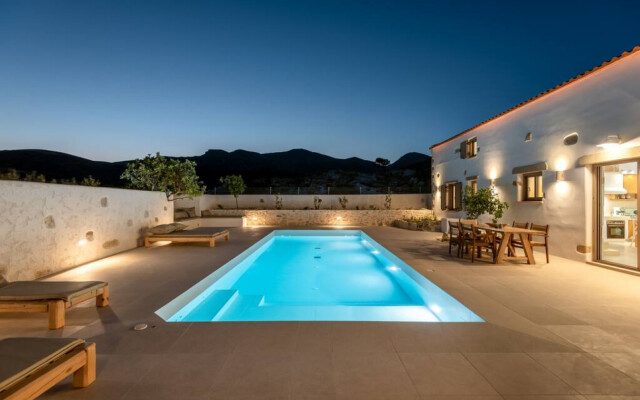 Froudi Villa Near Falaserna Construction 2022