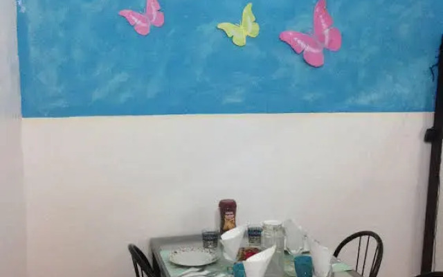 Crescent Rooms