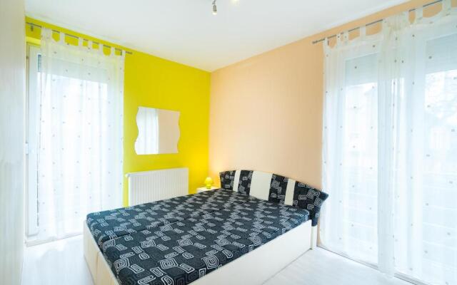 Riviéra Apartmanház
