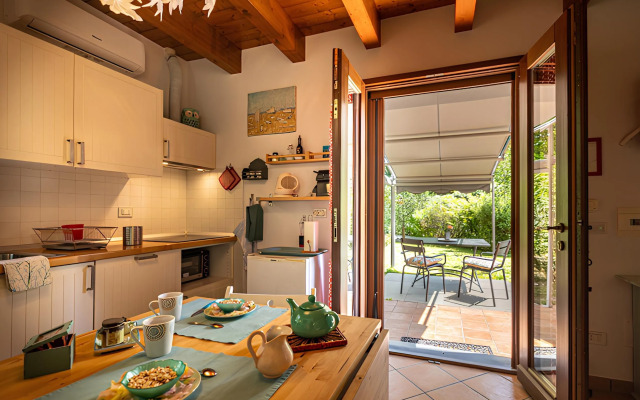 Il Laghello Wood House