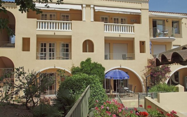 Apartment in Gassin Saint Tropez With Garden, Pool