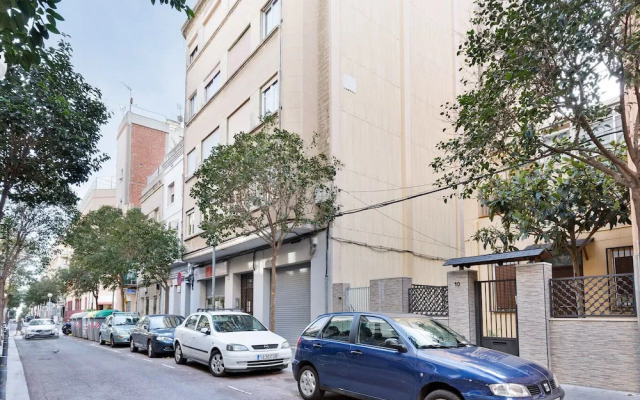 Santiago Apartments (Santiago 2.2) By Olala Homes