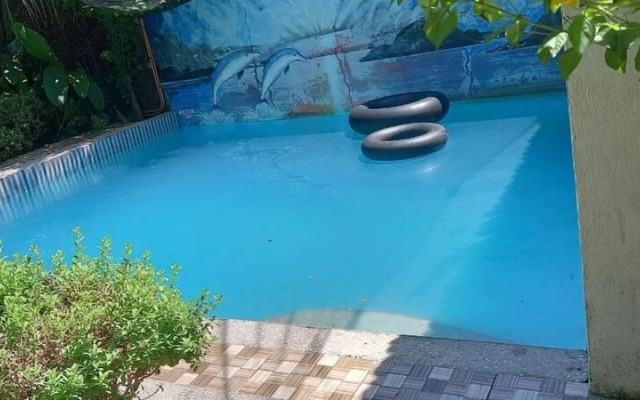 Balai Flordeliza Guest House & Garden Cafe