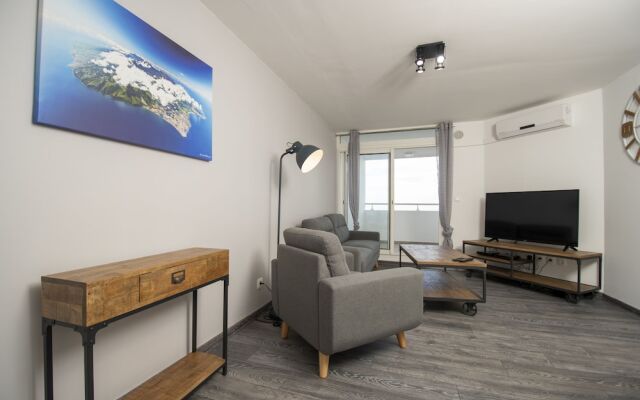 T4 CozyLodge 70m2 - Rénové – 10’ de l'aéroport