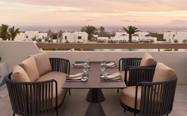 NOŪS Santorini