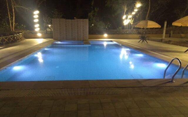 Treebo Premium Mowgli's Den, Pench