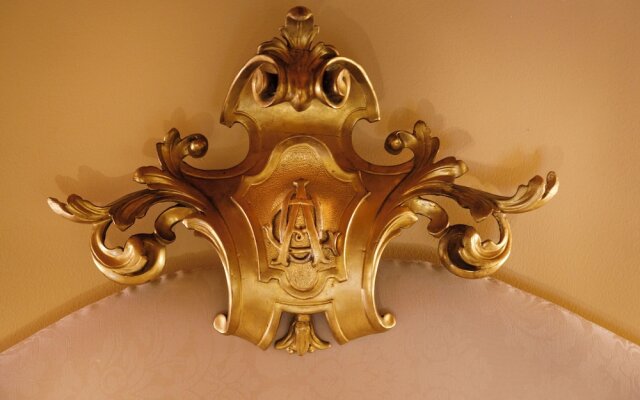 Saint George's House