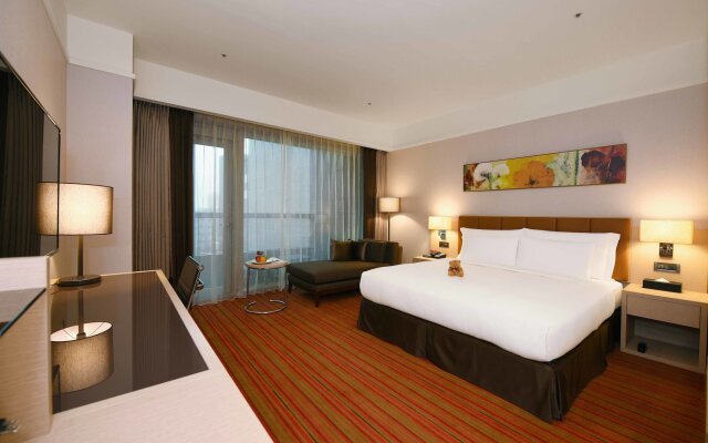 Fullon Hotel Taoyuan Airport Access MRT A8