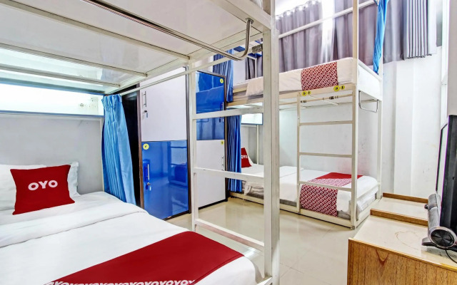 Nau Hostel