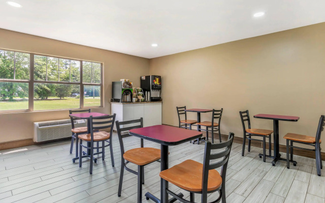Quality Inn Loganville US Highway 78