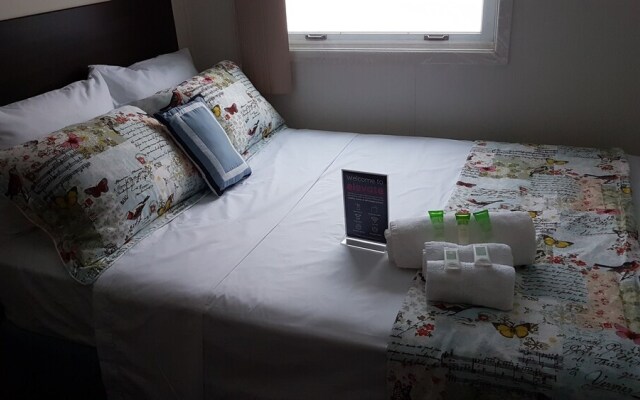 Crestview Guest House