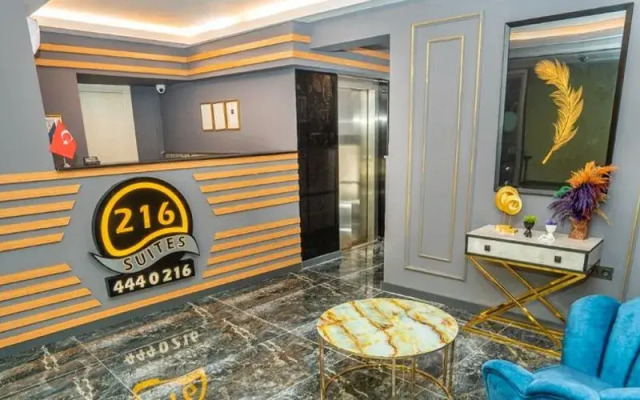 216 Palace