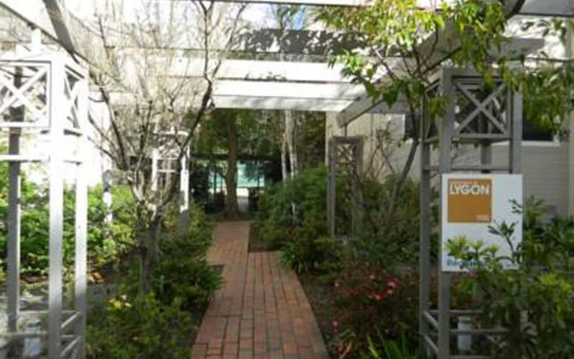 Apartments On Lygon