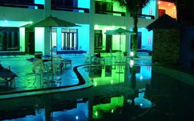 Tiki Garden Resort