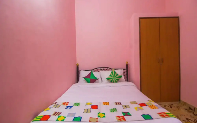 OYO 17410 Home 2BHK Goan Villa Calangute Beach