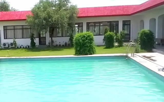 Estate Paradiso Jaipur
