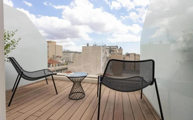 Adia Aluma Athens, Curio Collection By Hilton