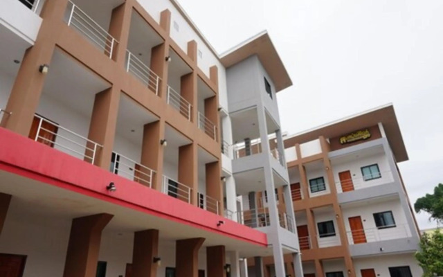 Somsamai Style Apartment