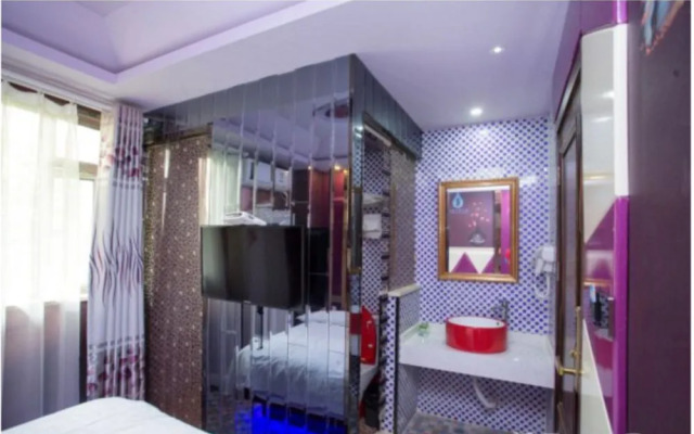 Dream of rain theme hotel