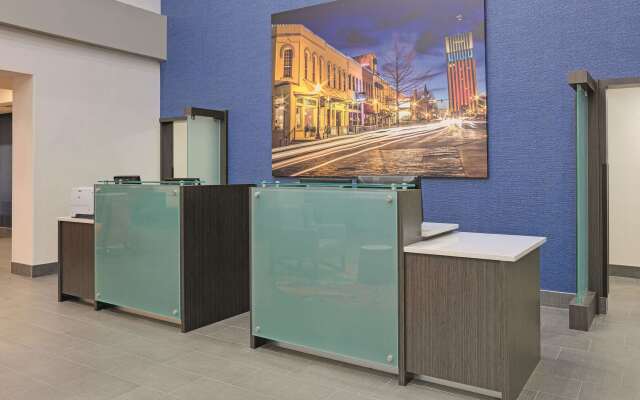 La Quinta Inn & Suites by Wyndham Tyler South