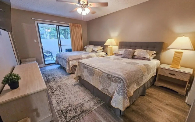 West Hyde Park Three-bedroom Apartment 5-C