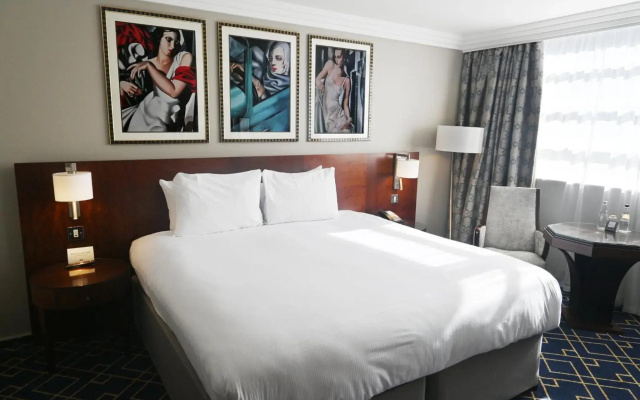 Crowne Plaza Liverpool - John Lennon Airport by IHG