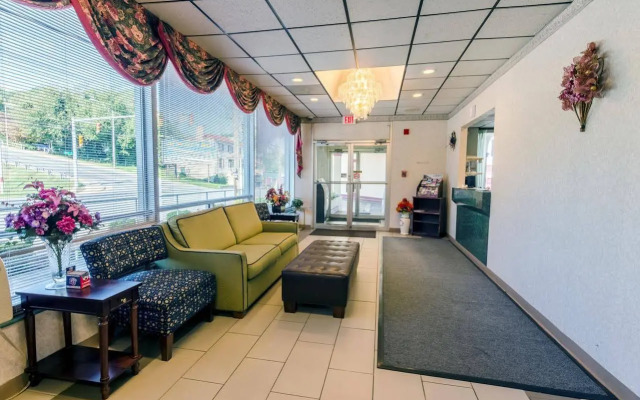 Travelodge by Wyndham Lynchburg