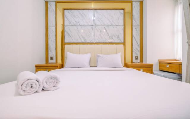 Cozy And Homey Studio Room Transpark Cibubur Apartment