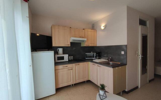 Appartement Balaruc-les-Bains, 1 pièce, 2 personnes - FR-1-571-18