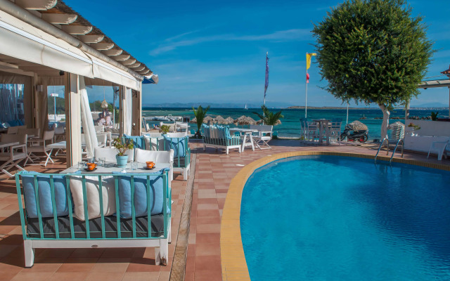 Oasis Beach Hotel