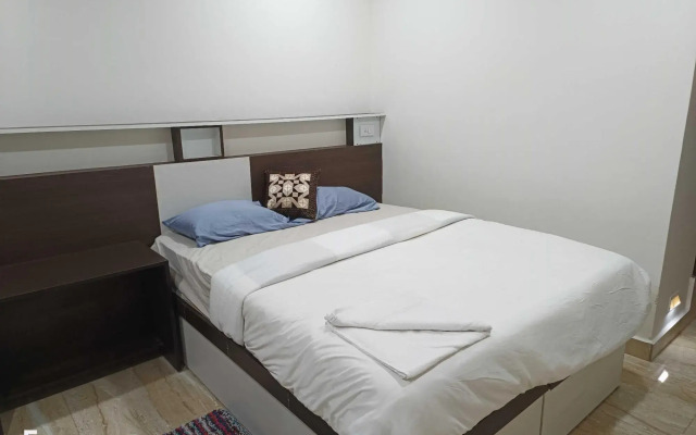 Oyo 91904 5G Residency