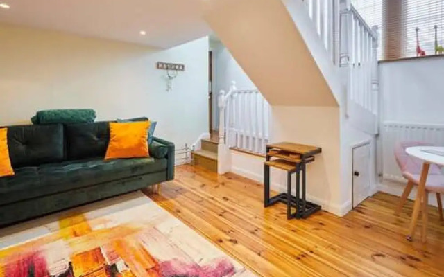 Host Stay Millers Coach House