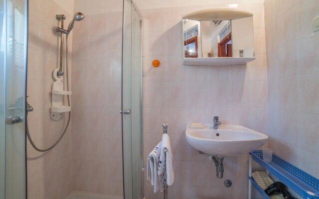 Apartment Nada / One Bedroom