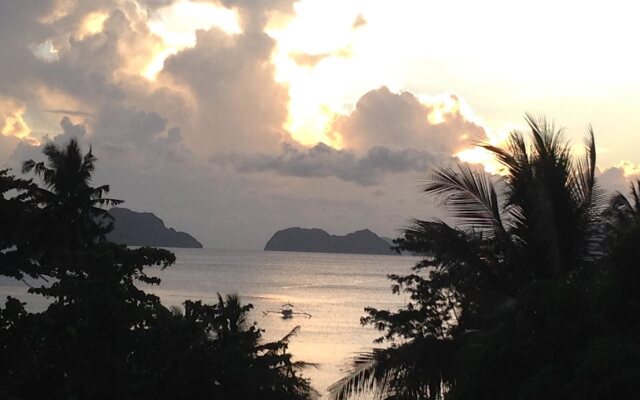 St. John Island View Pensionne